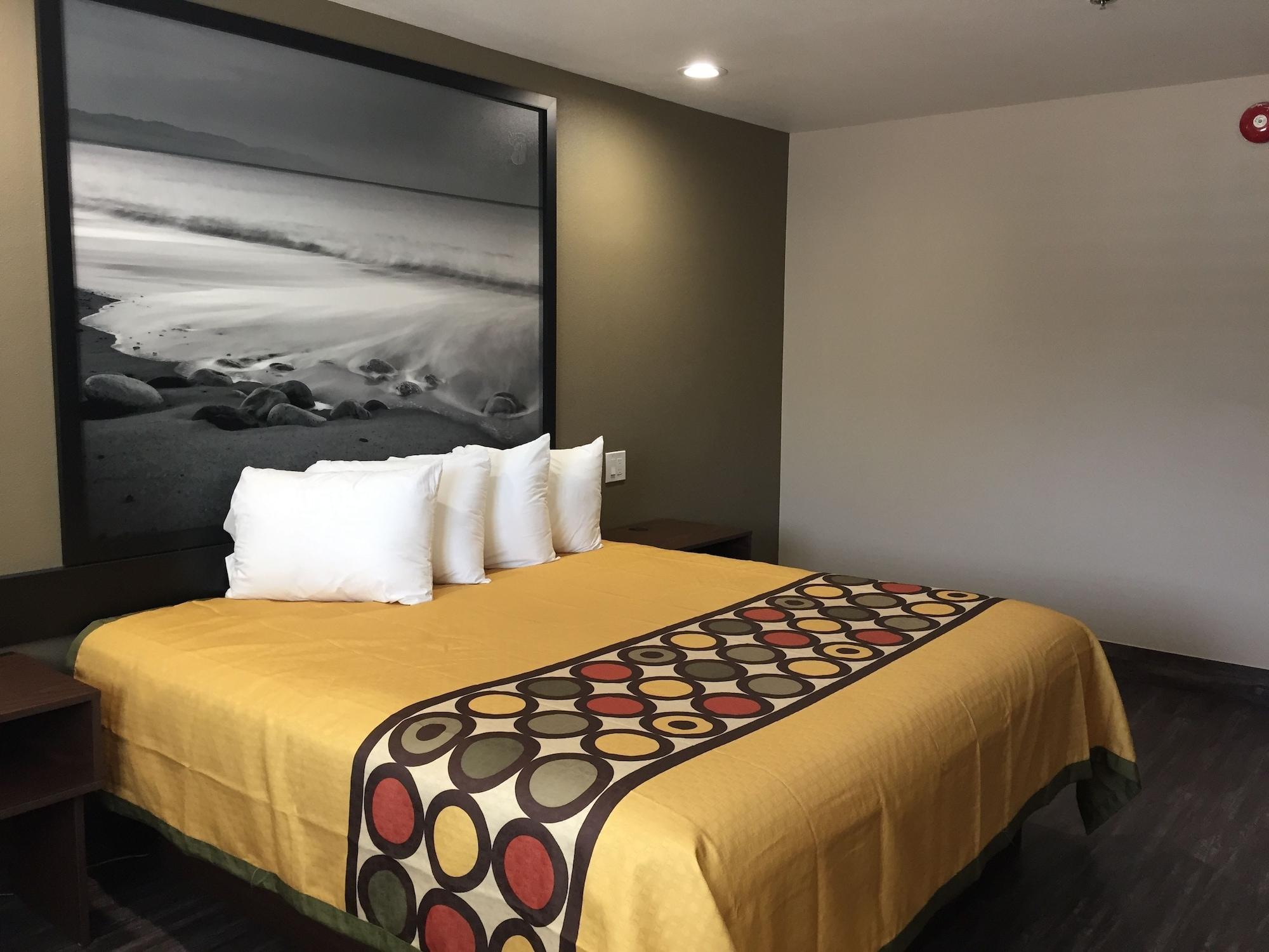 Super 8 By Wyndham National City Chula Vista Экстерьер фото