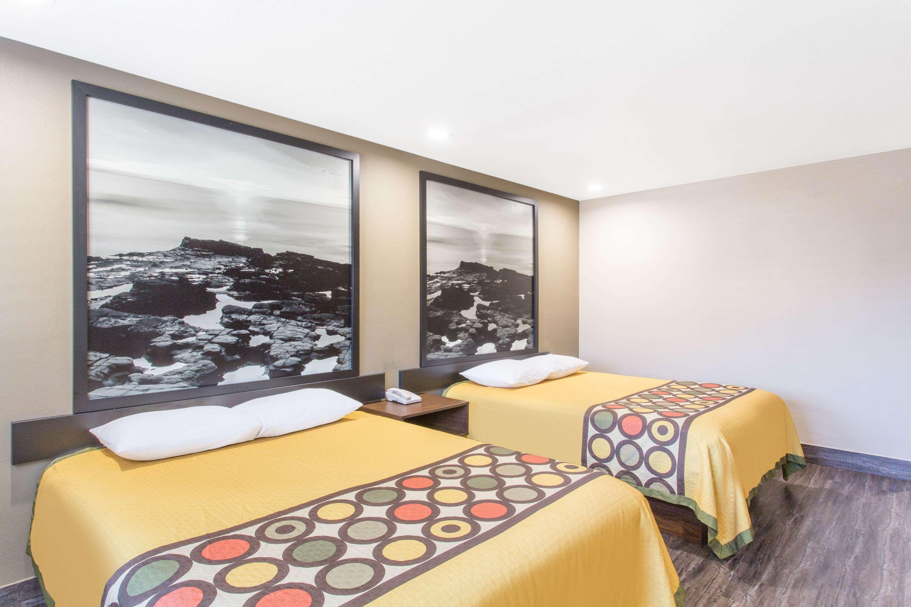 Super 8 By Wyndham National City Chula Vista Экстерьер фото